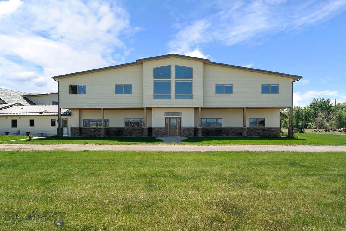 3140 Emily Lane
