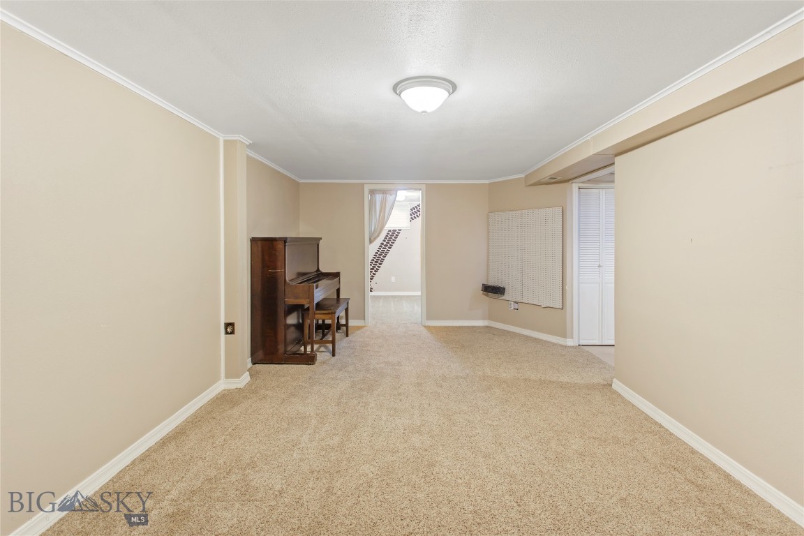 Butte, Montana 59701, United States, 4 Bedrooms Bedrooms, ,2 BathroomsBathrooms,Residential,Contingent,29898