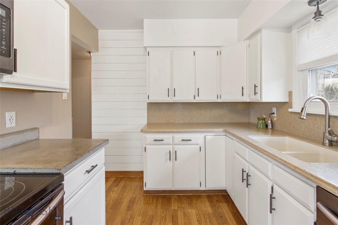 Butte, Montana 59701, United States, 4 Bedrooms Bedrooms, ,2 BathroomsBathrooms,Residential,Contingent,29898