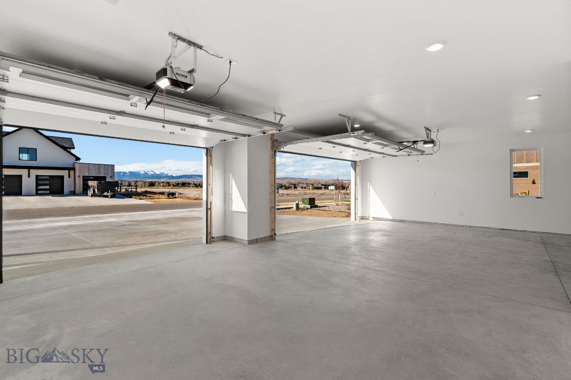 White Horse Ranch - Residential