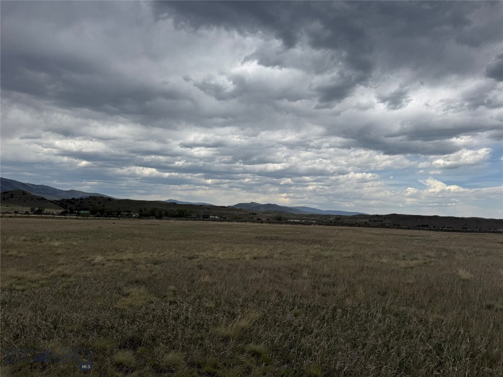 Yellowstone Trails Ranch - Land
