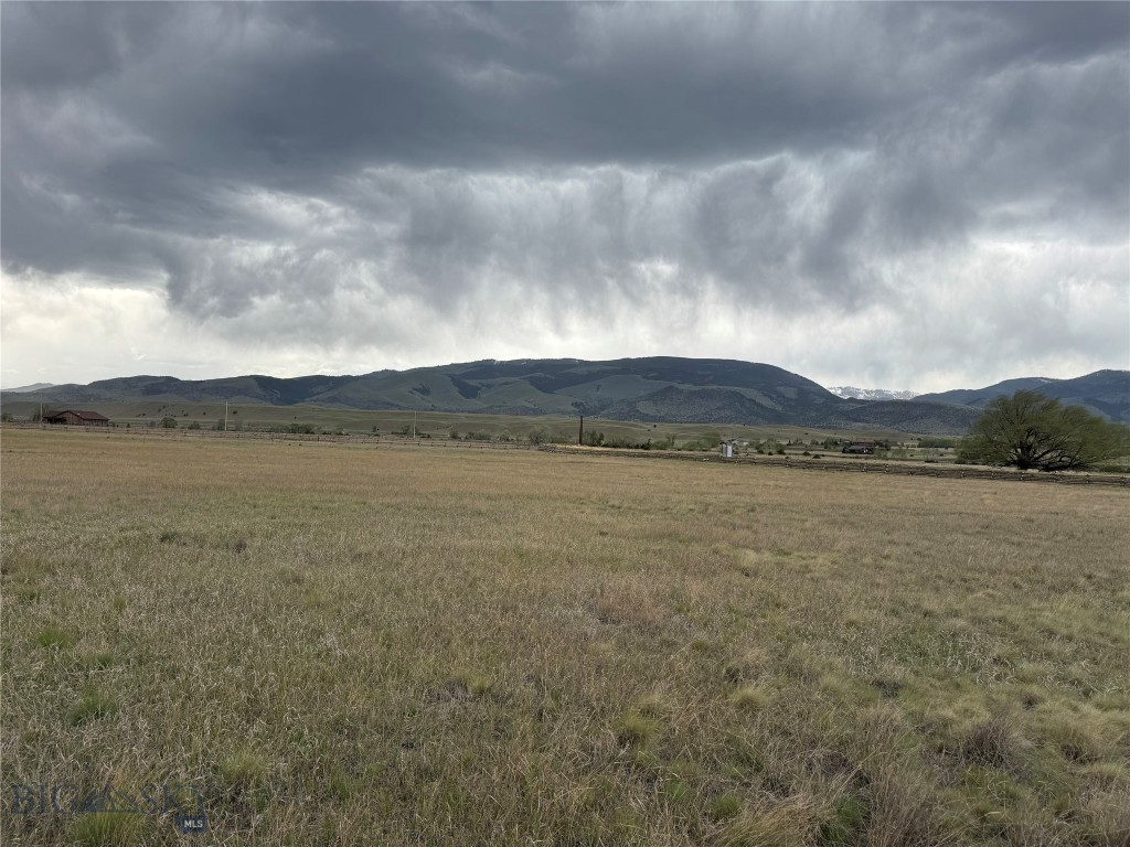 Yellowstone Trails Ranch - Land