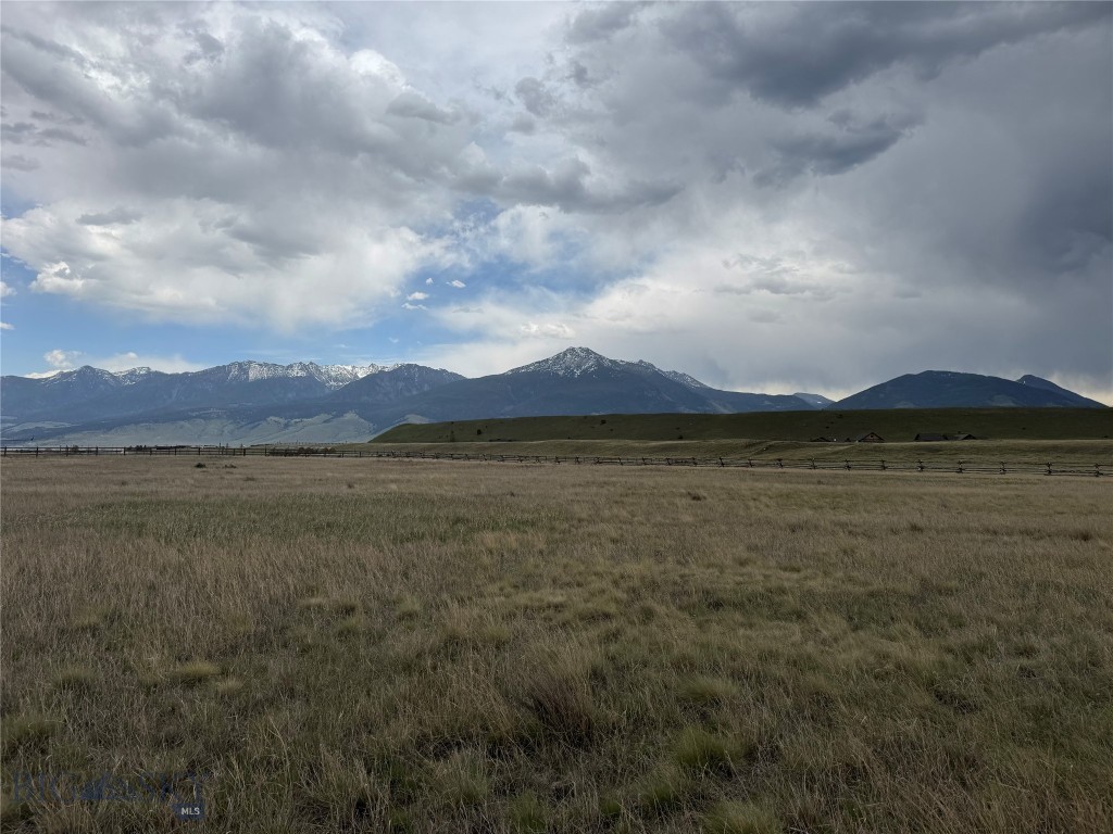 Yellowstone Trails Ranch - Land