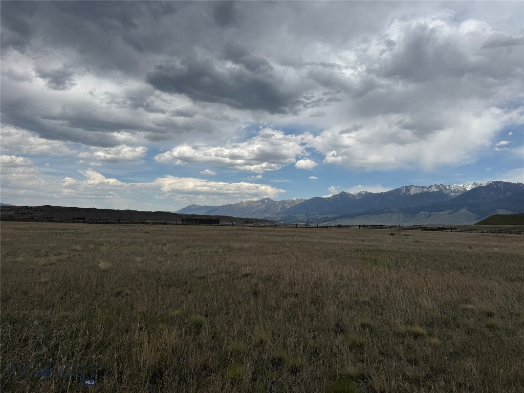 Yellowstone Trails Ranch - Land
