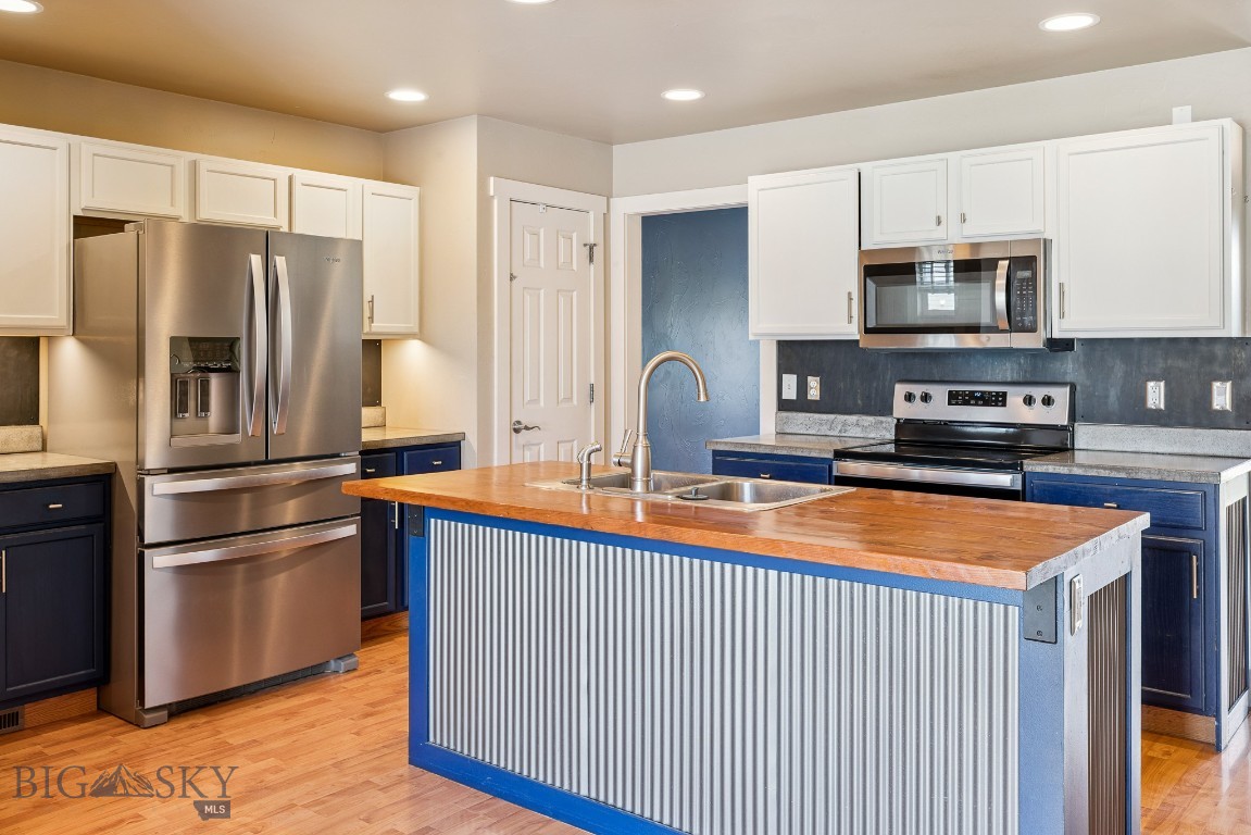 River Rock and Royal Village - Residential