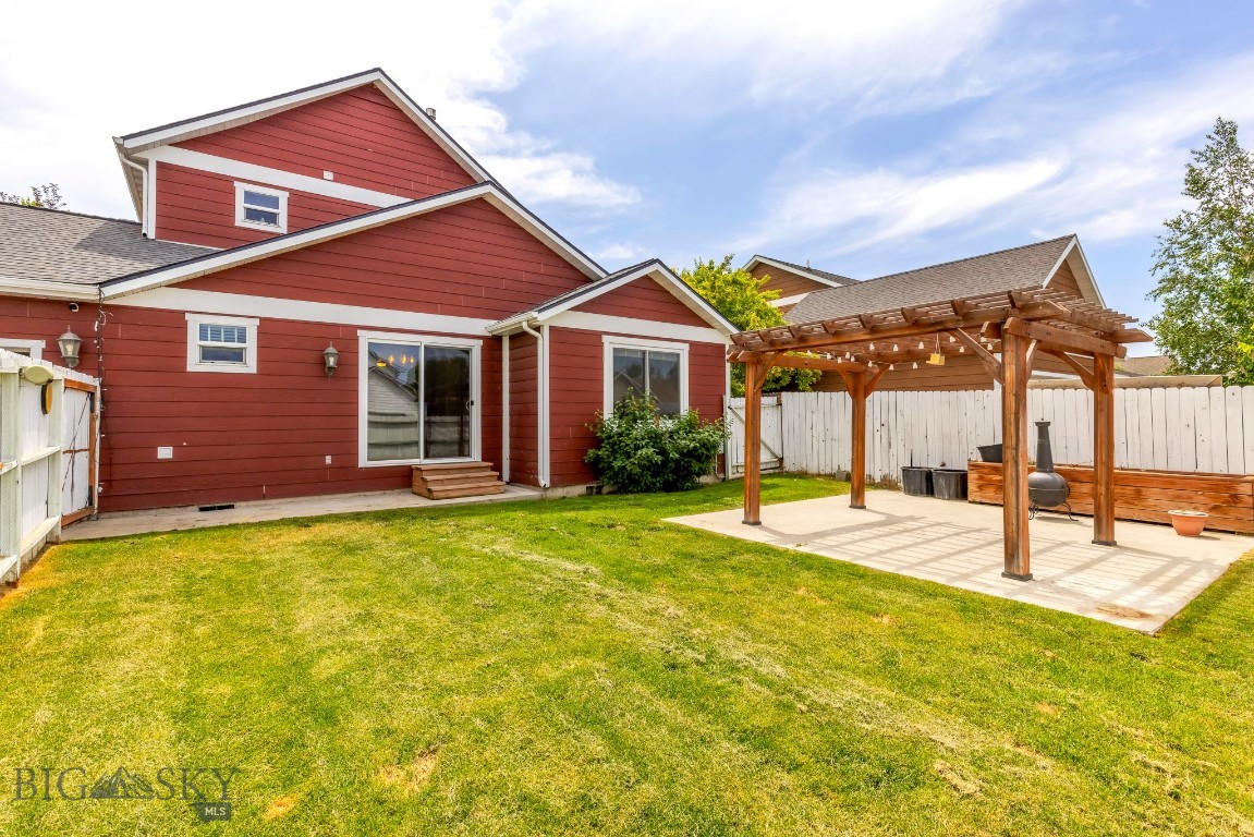 River Rock and Royal Village - Residential