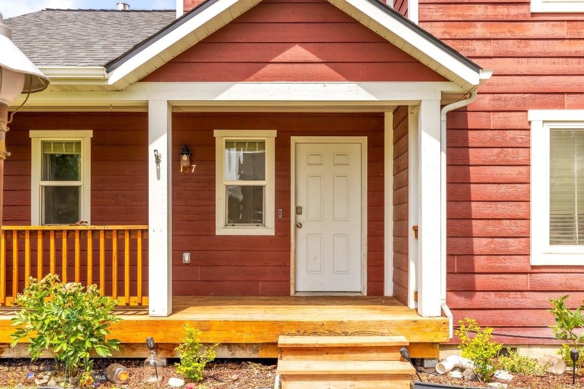 River Rock and Royal Village - Residential