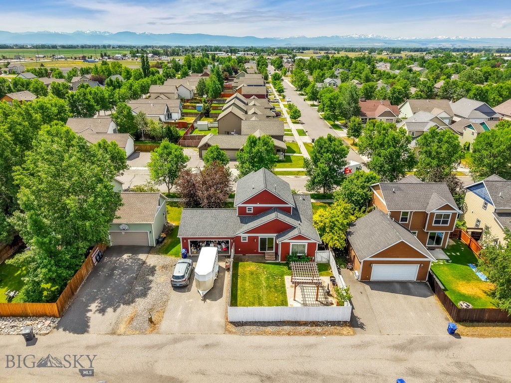 River Rock and Royal Village - Residential