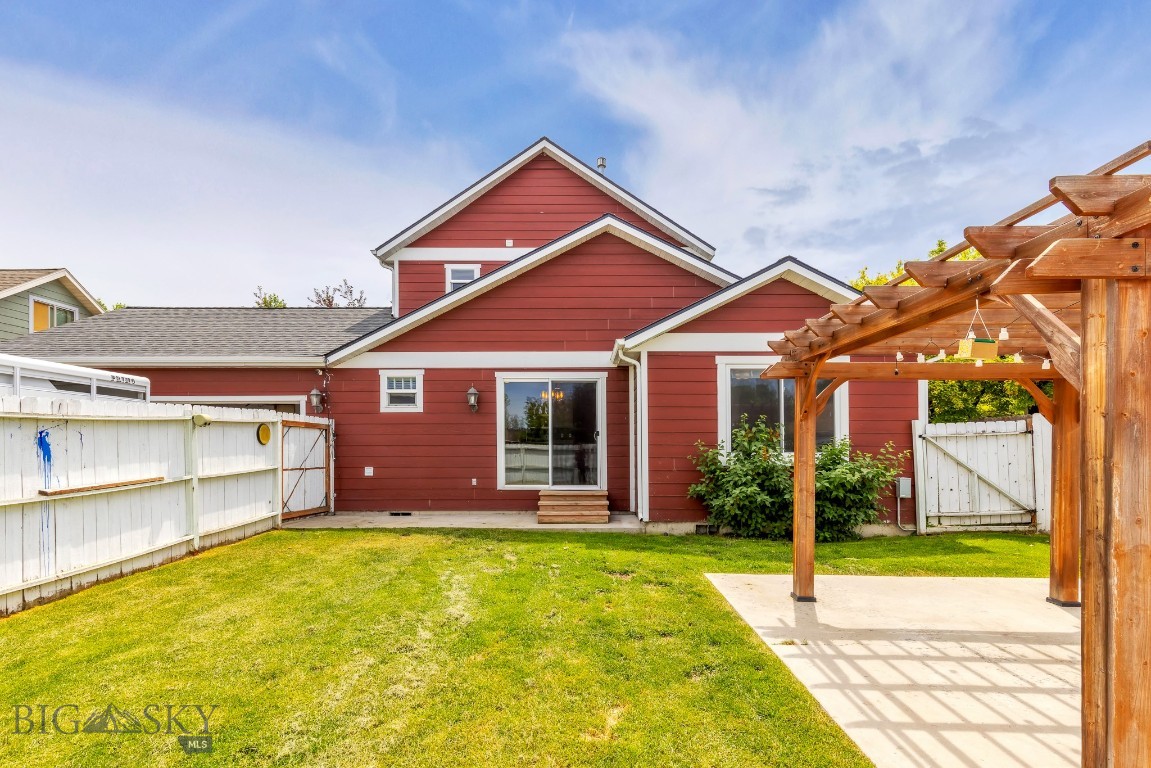 River Rock and Royal Village - Residential