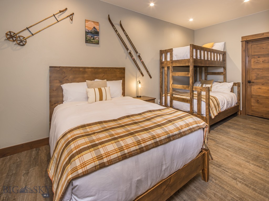 Alpenglow Condo - Residential