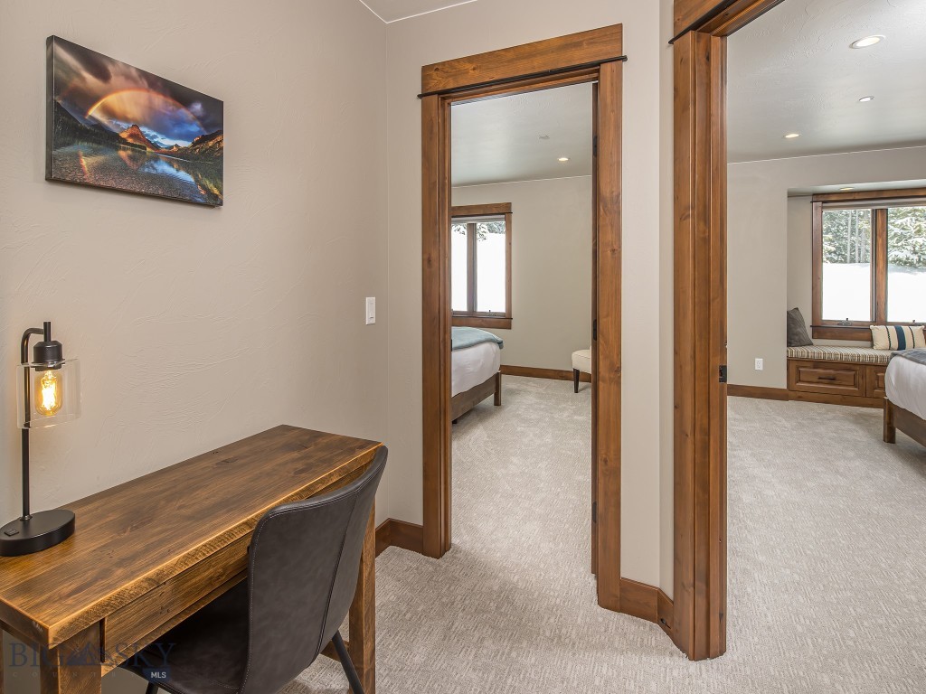 Alpenglow Condo - Residential