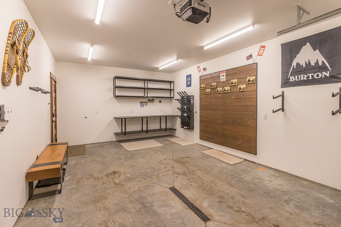 Alpenglow Condo - Residential