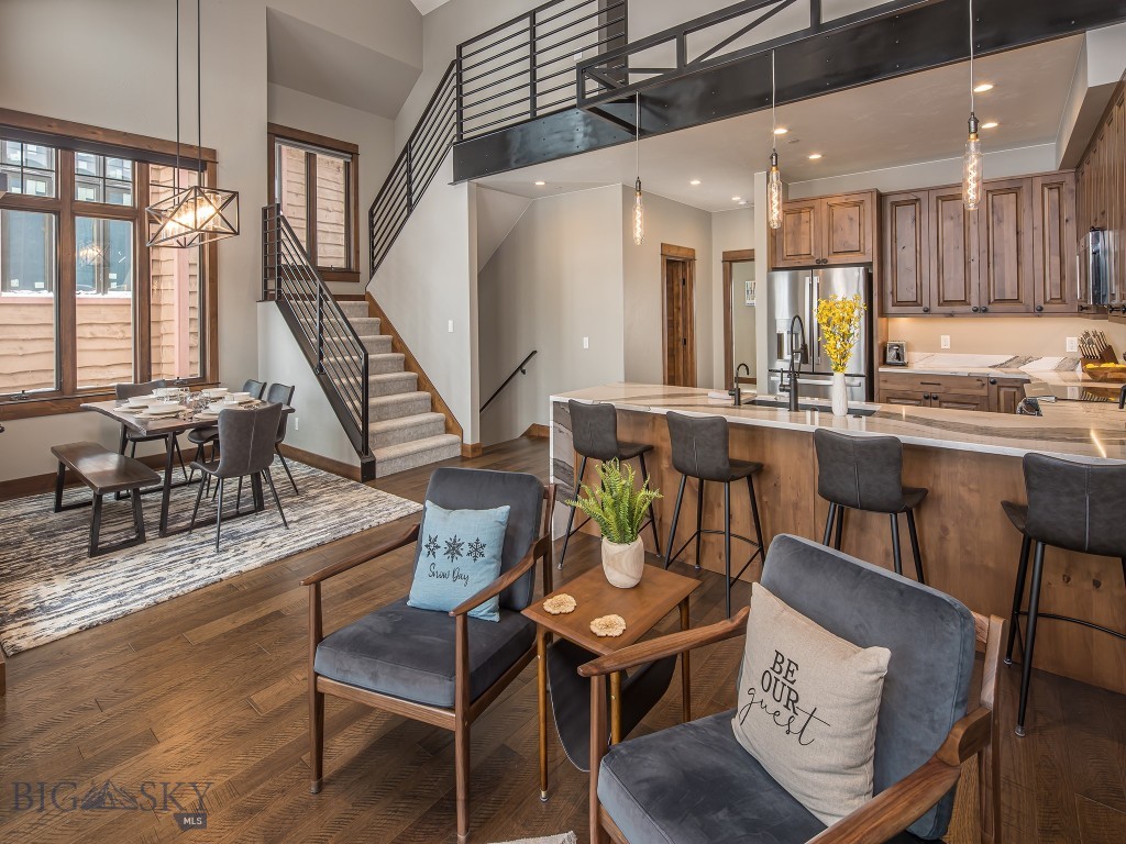 Alpenglow Condo - Residential