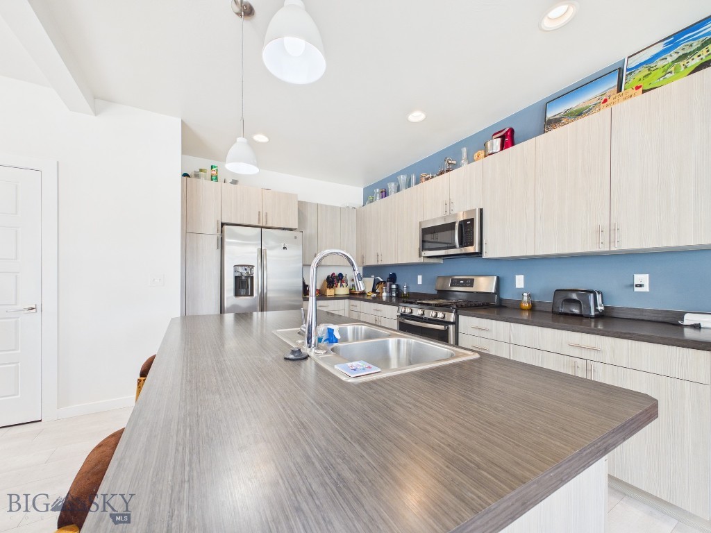 Henson - Residential