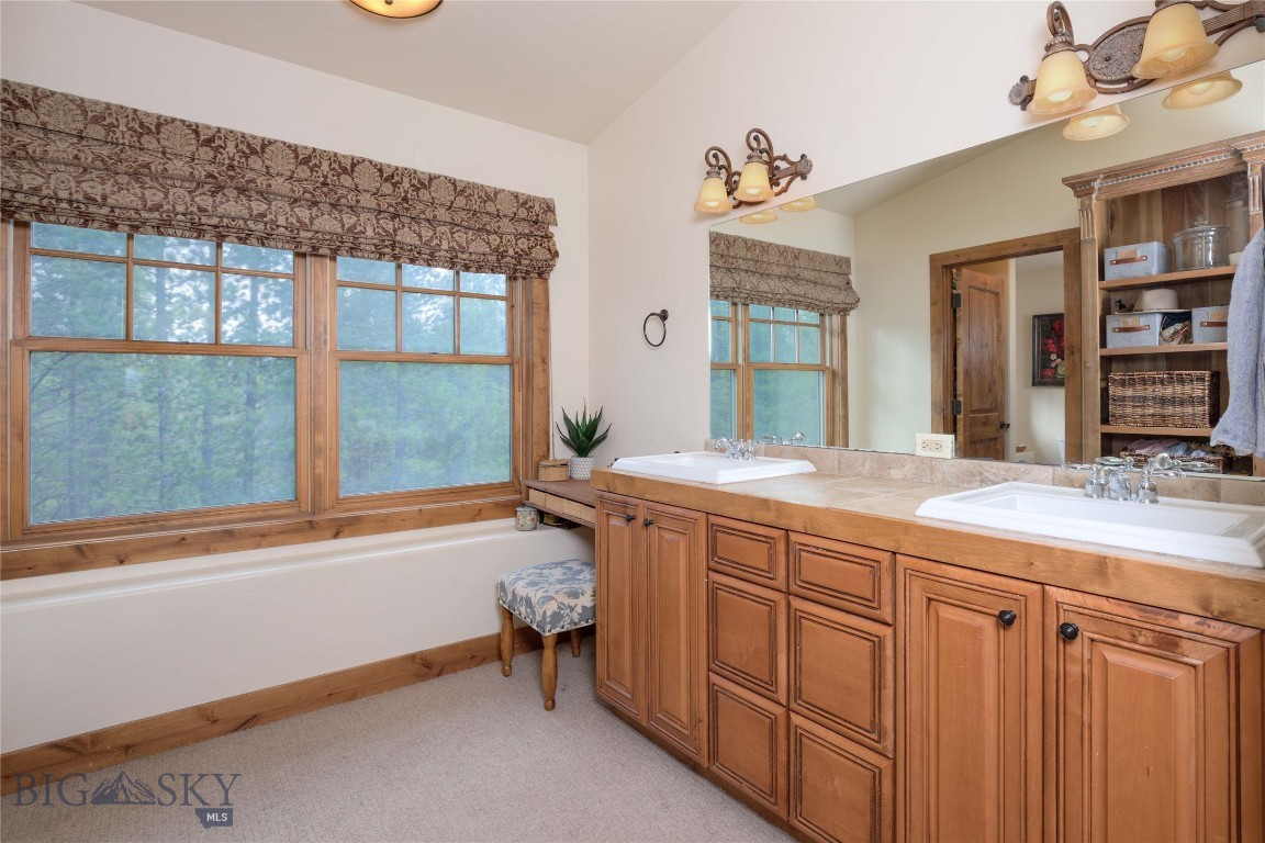 Aspen Groves - Residential
