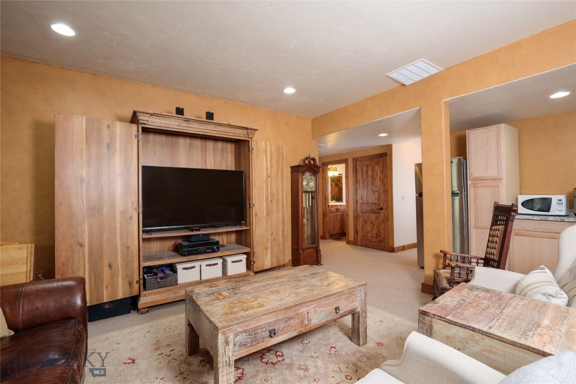 Aspen Groves - Residential