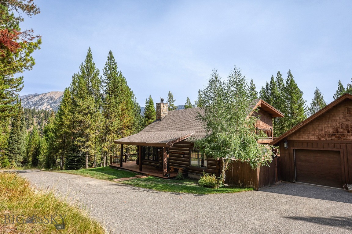 Aspen Groves - Residential