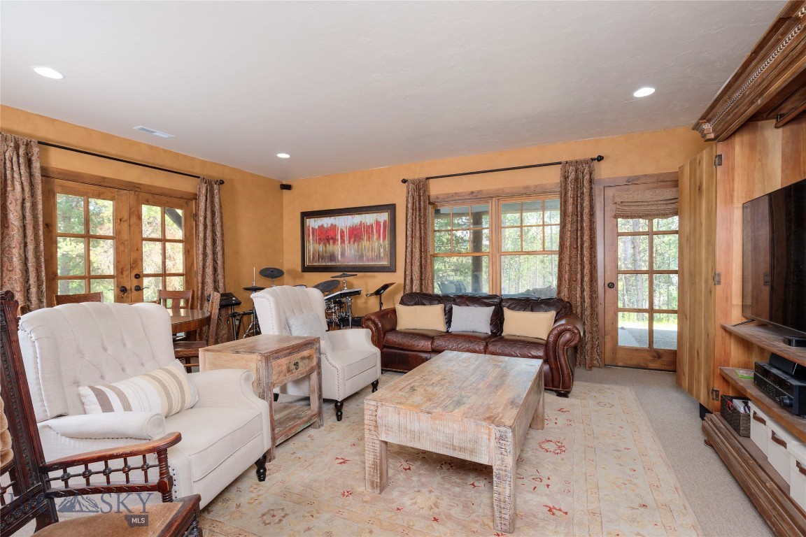 Aspen Groves - Residential