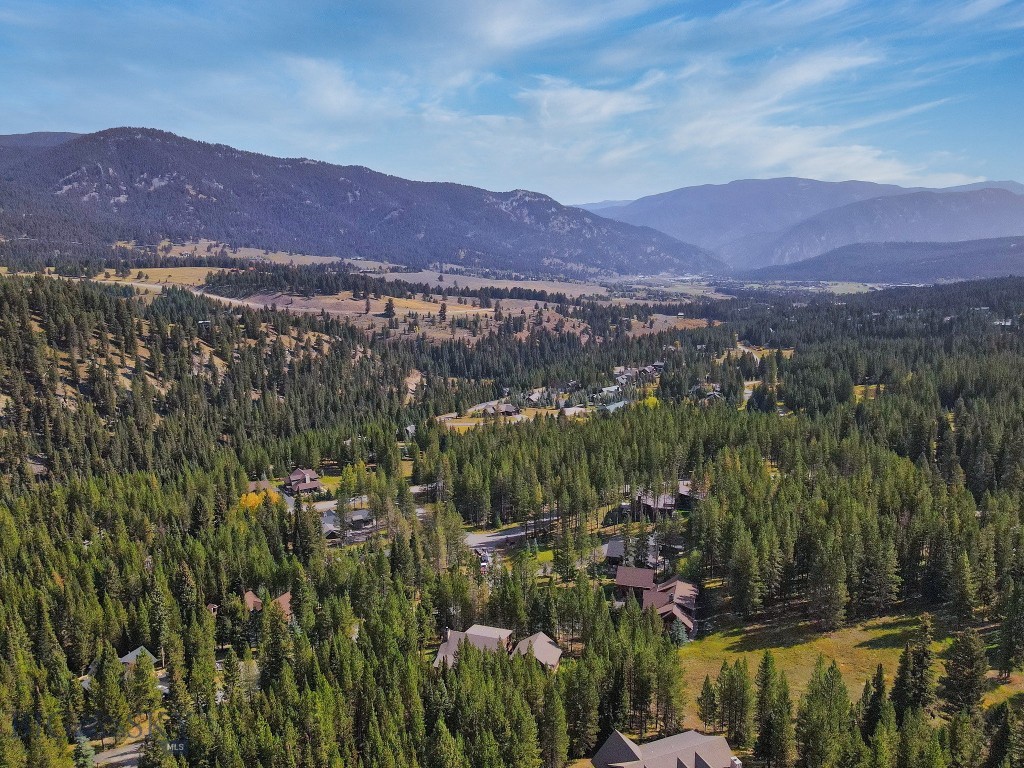 Aspen Groves - Residential