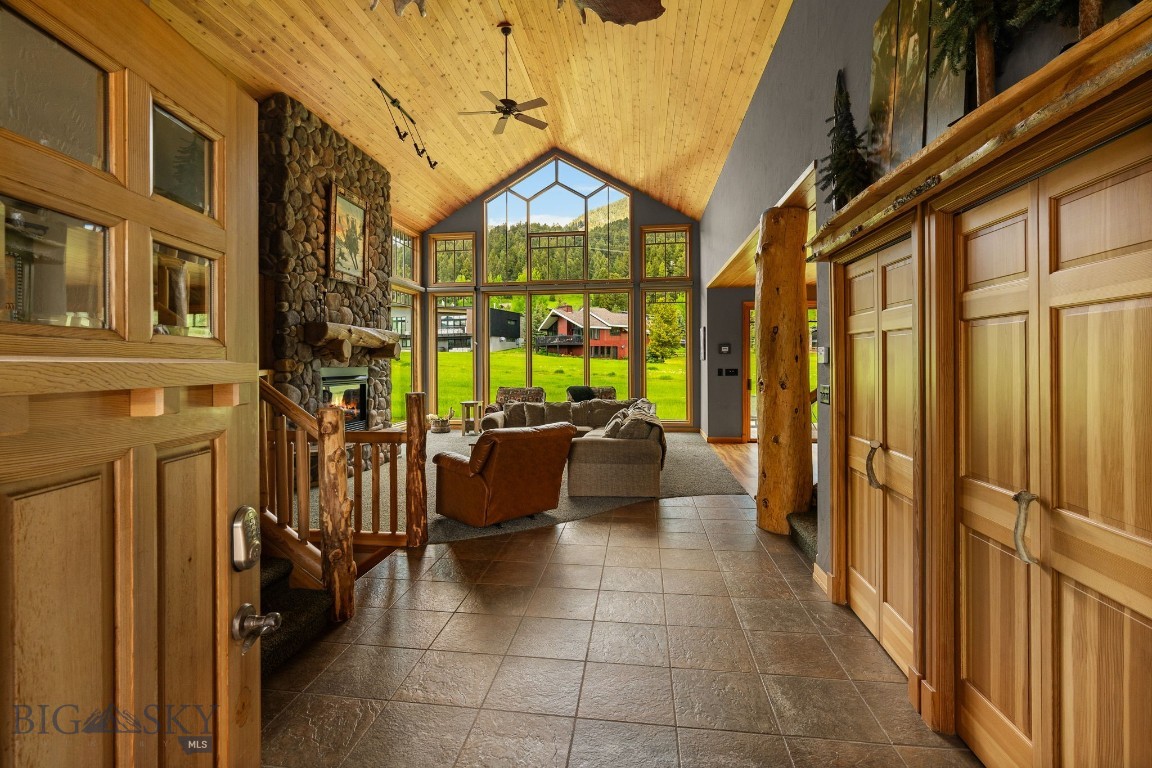 2085 Spotted Elk Road