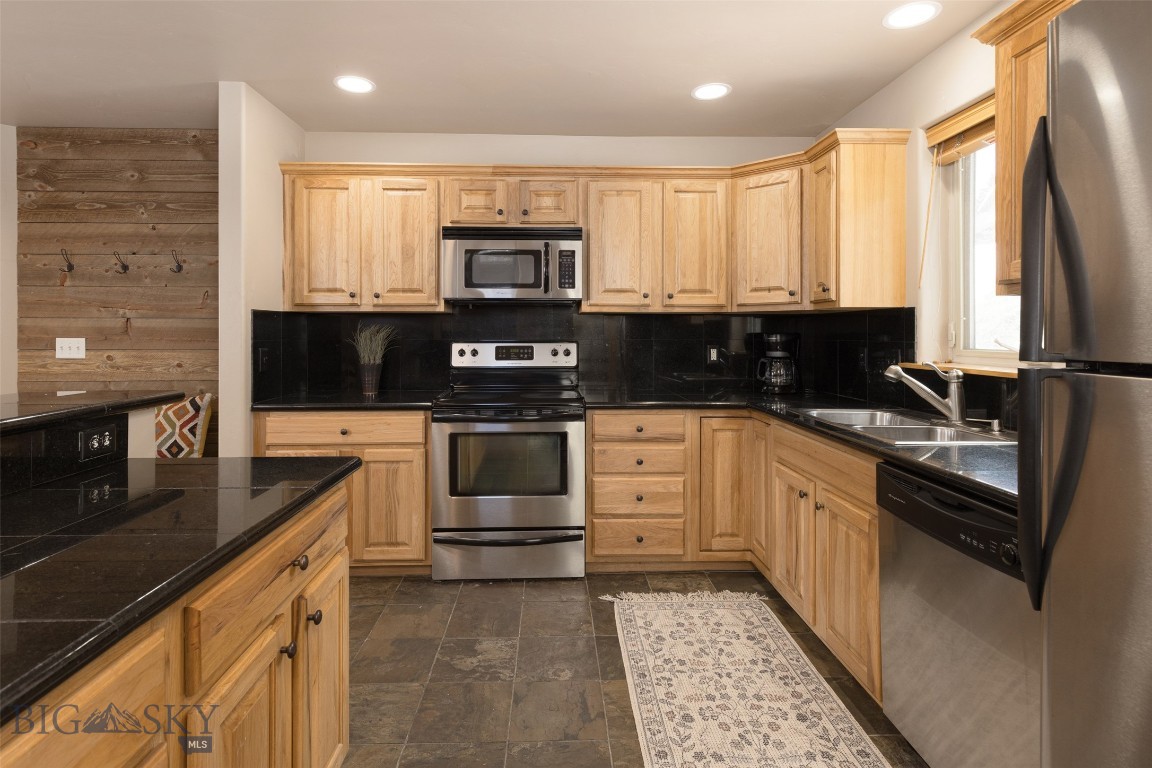 Deer Run Condos - Residential