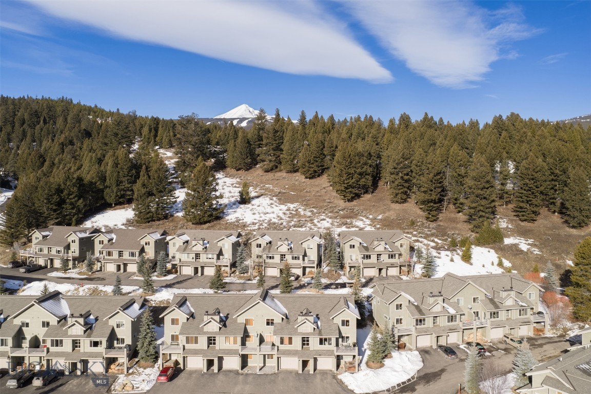 Deer Run Condos - Residential