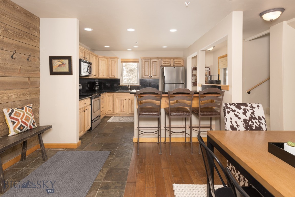 Deer Run Condos - Residential