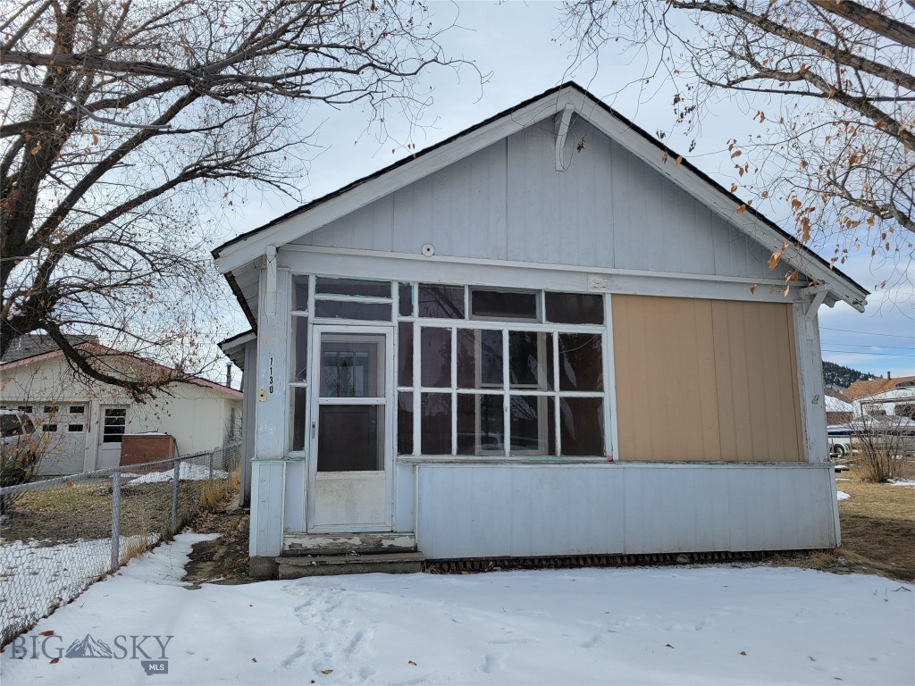 Butte, Montana 59701, United States, 2 Bedrooms Bedrooms, ,1 BathroomBathrooms,Residential,Pending,61276