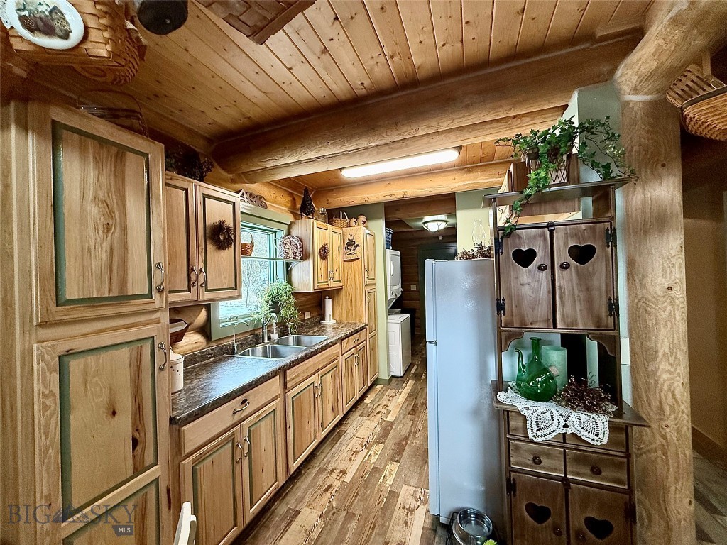 Ponderosa Pines - Residential