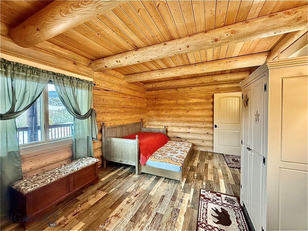 Ponderosa Pines - Residential