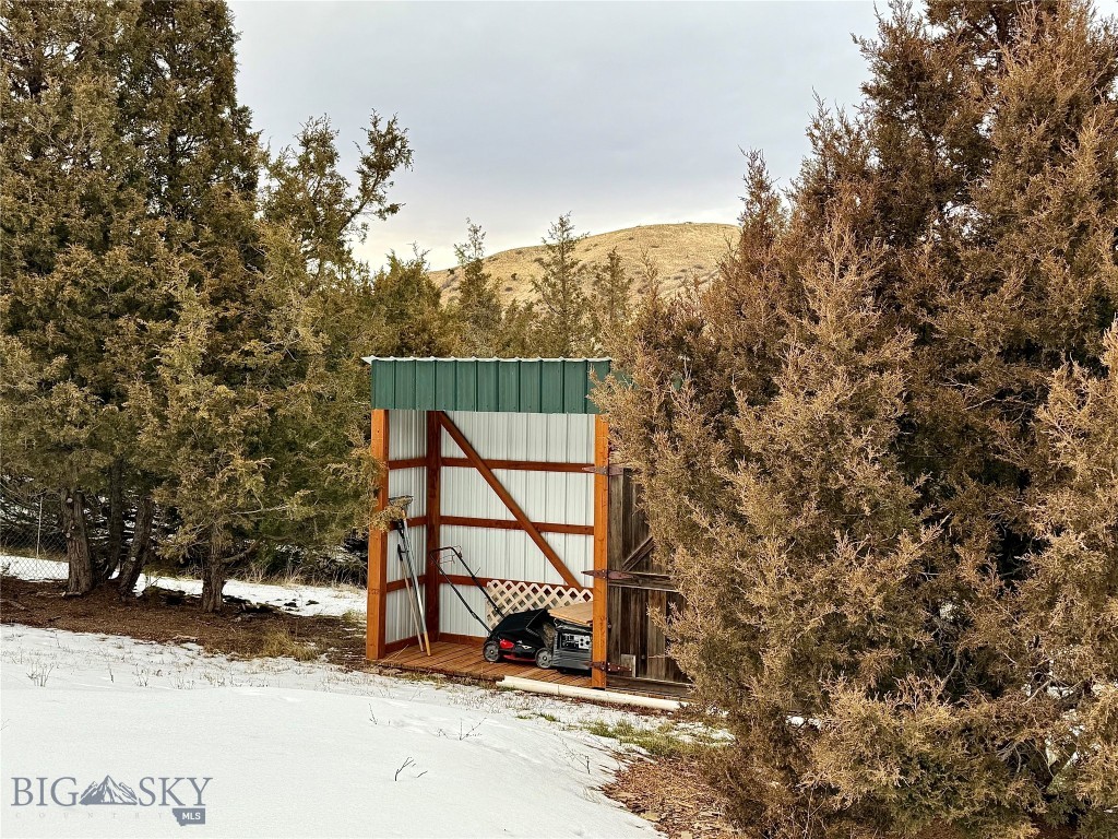 Ponderosa Pines - Residential