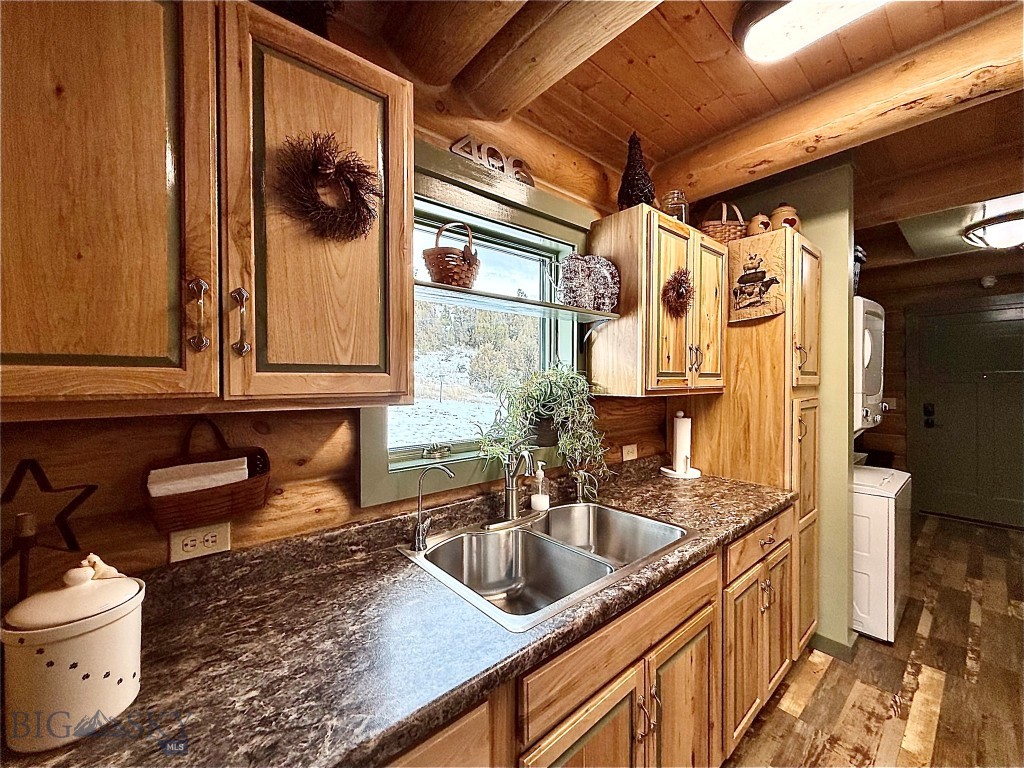 Ponderosa Pines - Residential