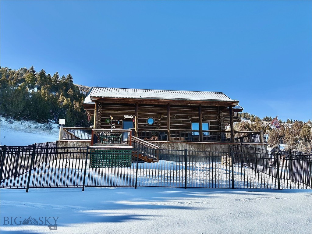 Ponderosa Pines - Residential