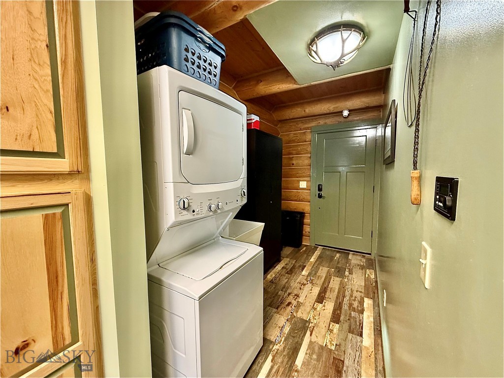 Ponderosa Pines - Residential