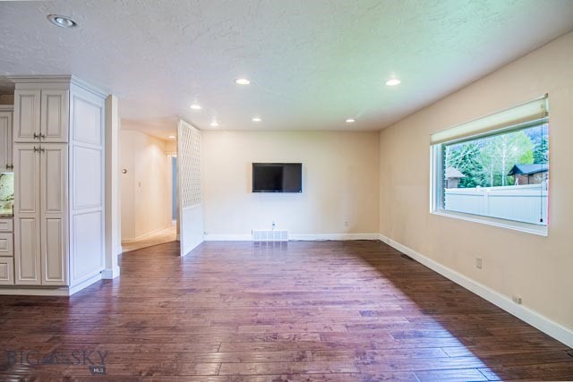 Butte, Montana 59701, United States, 6 Bedrooms Bedrooms, ,5 BathroomsBathrooms,Residential,Active,133047