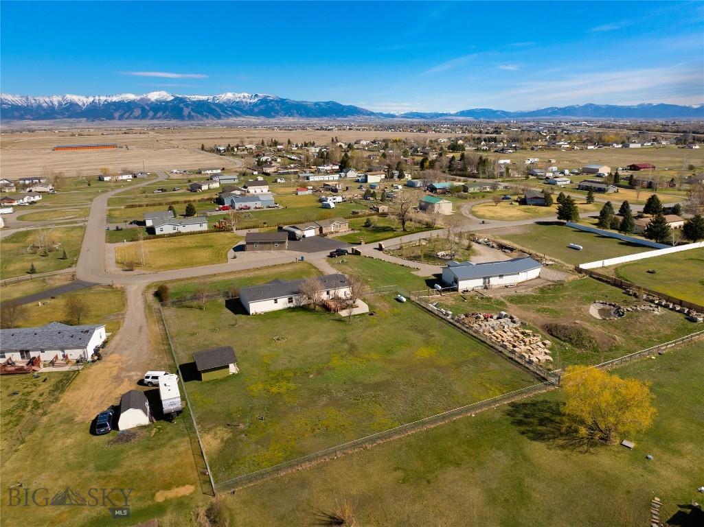 Broken 7 - Residential