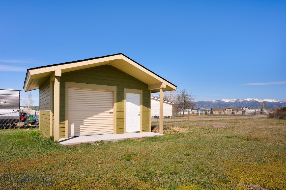 Broken 7 - Residential