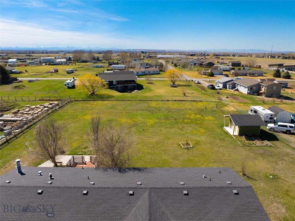 Broken 7 - Residential