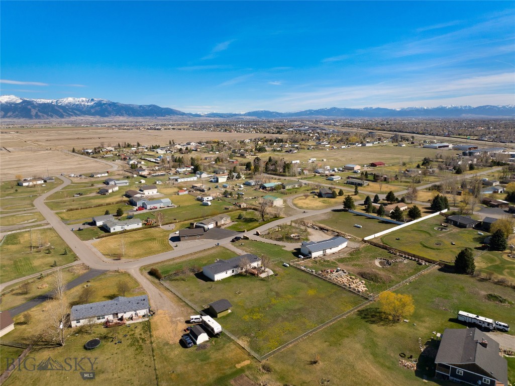 Broken 7 - Residential