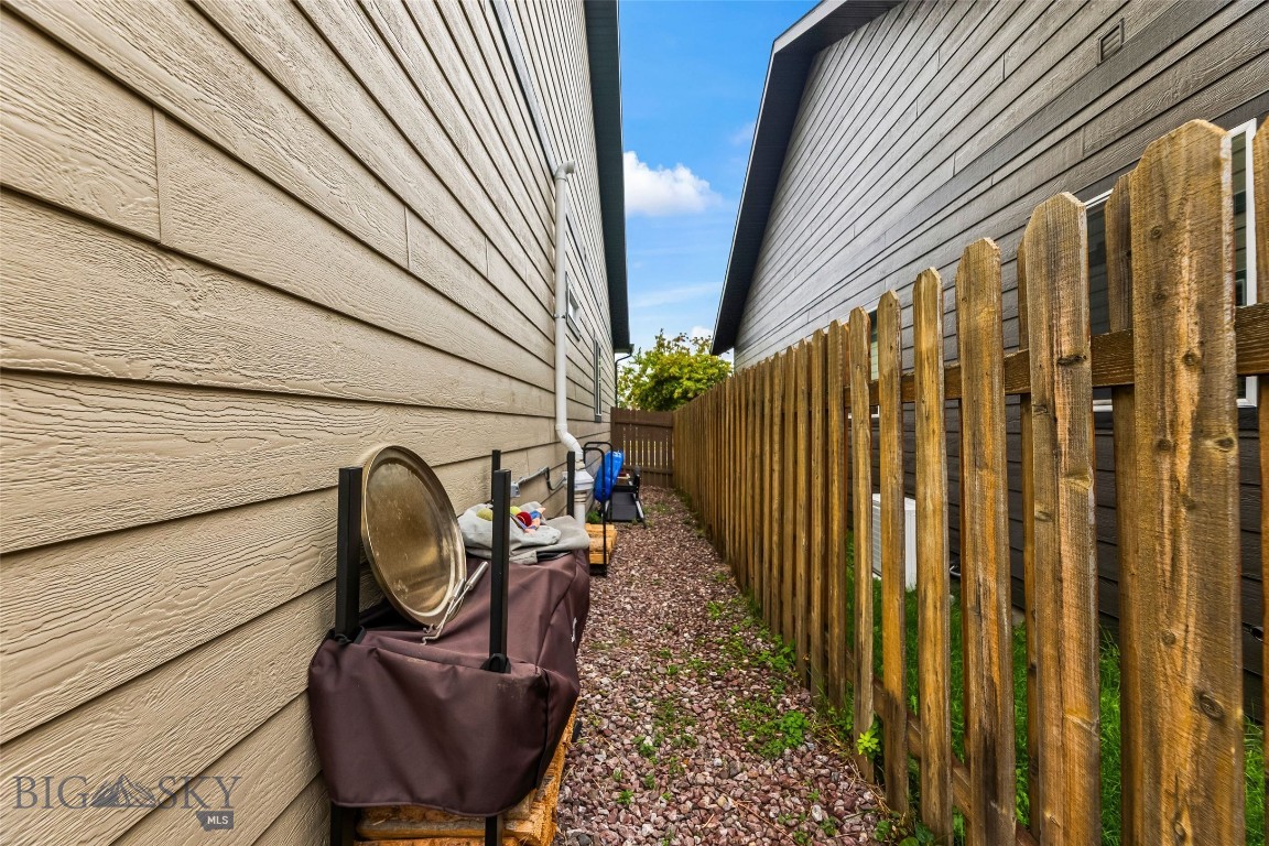 Oak Springs - Residential