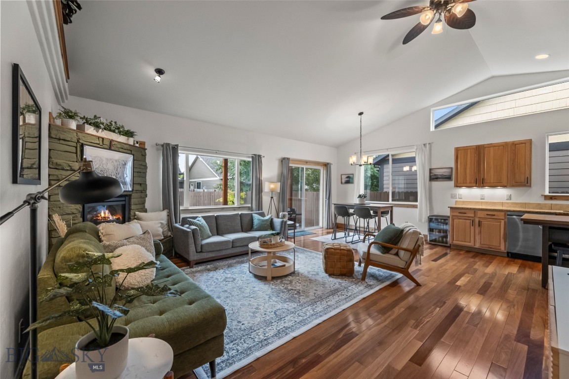 Oak Springs - Residential
