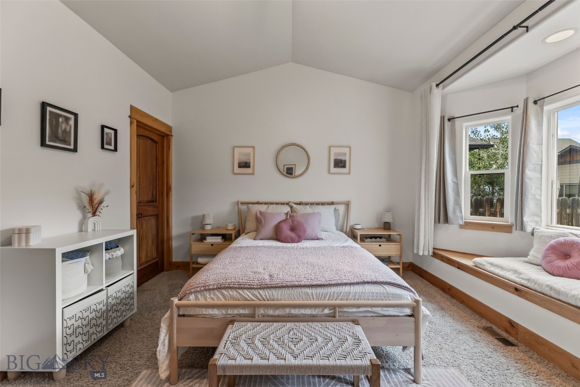 Oak Springs - Residential