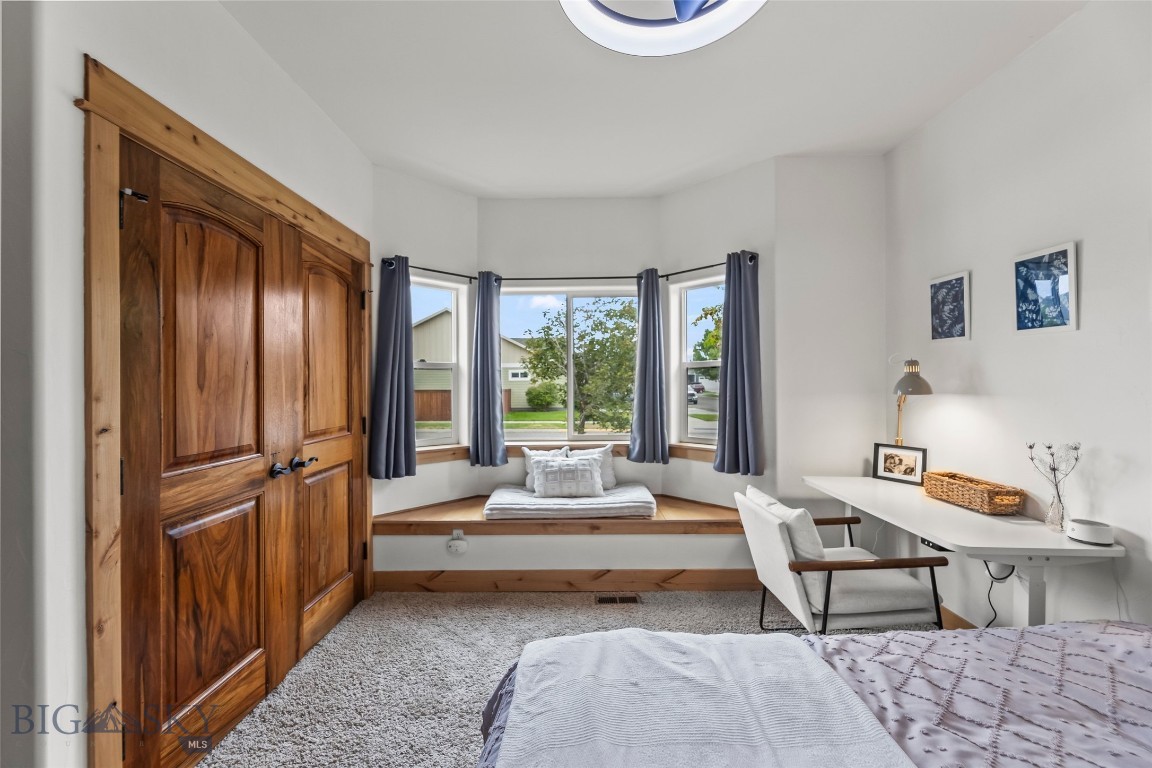 Oak Springs - Residential