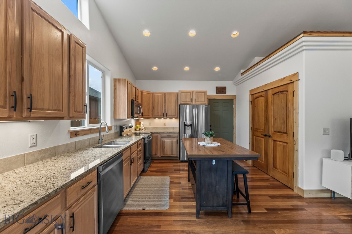 Oak Springs - Residential