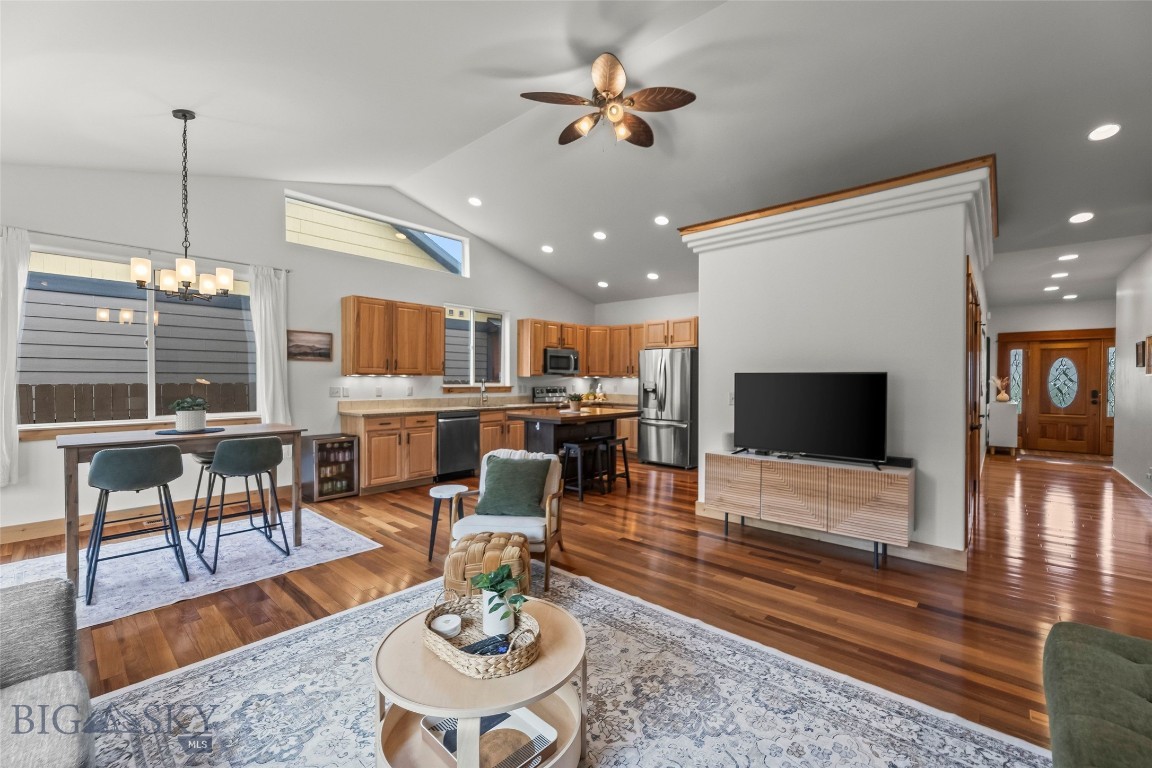 Oak Springs - Residential