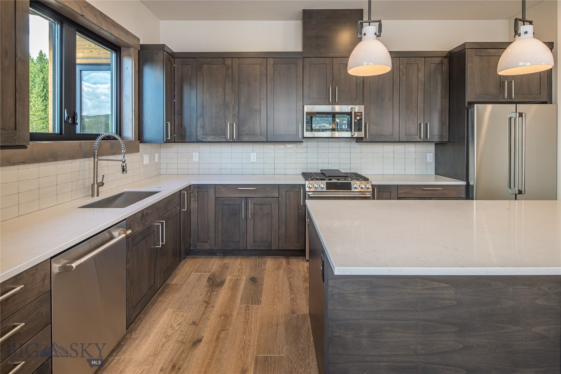 Mountain Lake Condos - Residential
