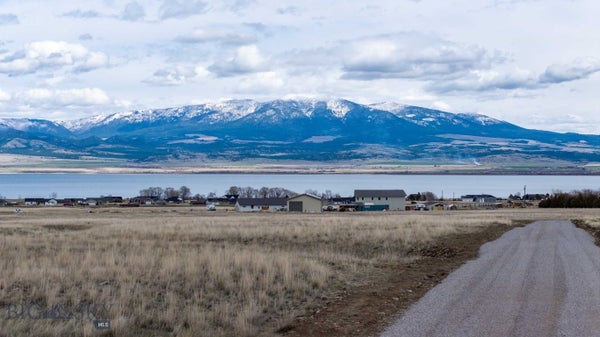 11 FOSTER DR, TOWNSEND, MT 59644 - Image a38eadd8043b304ffefeefb7c2ed9cec/647035466