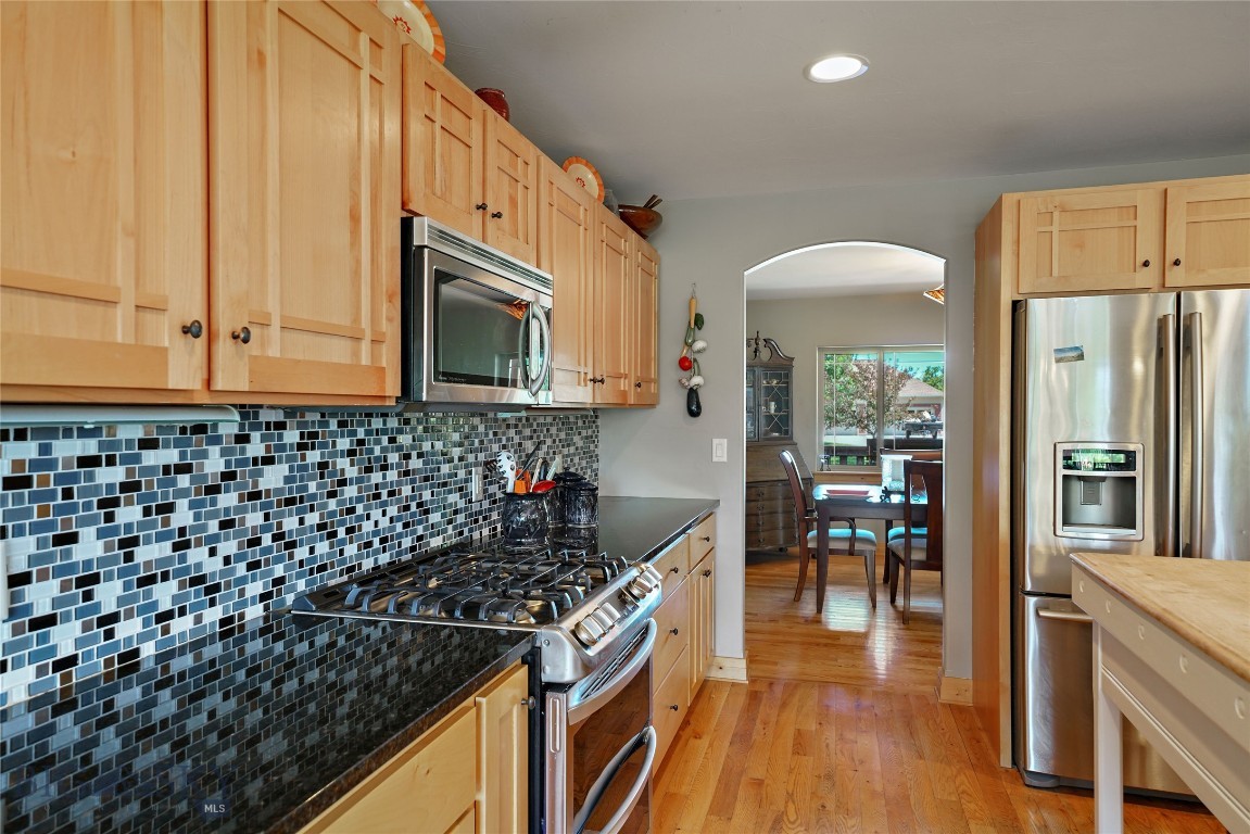 64 E Katina Court
