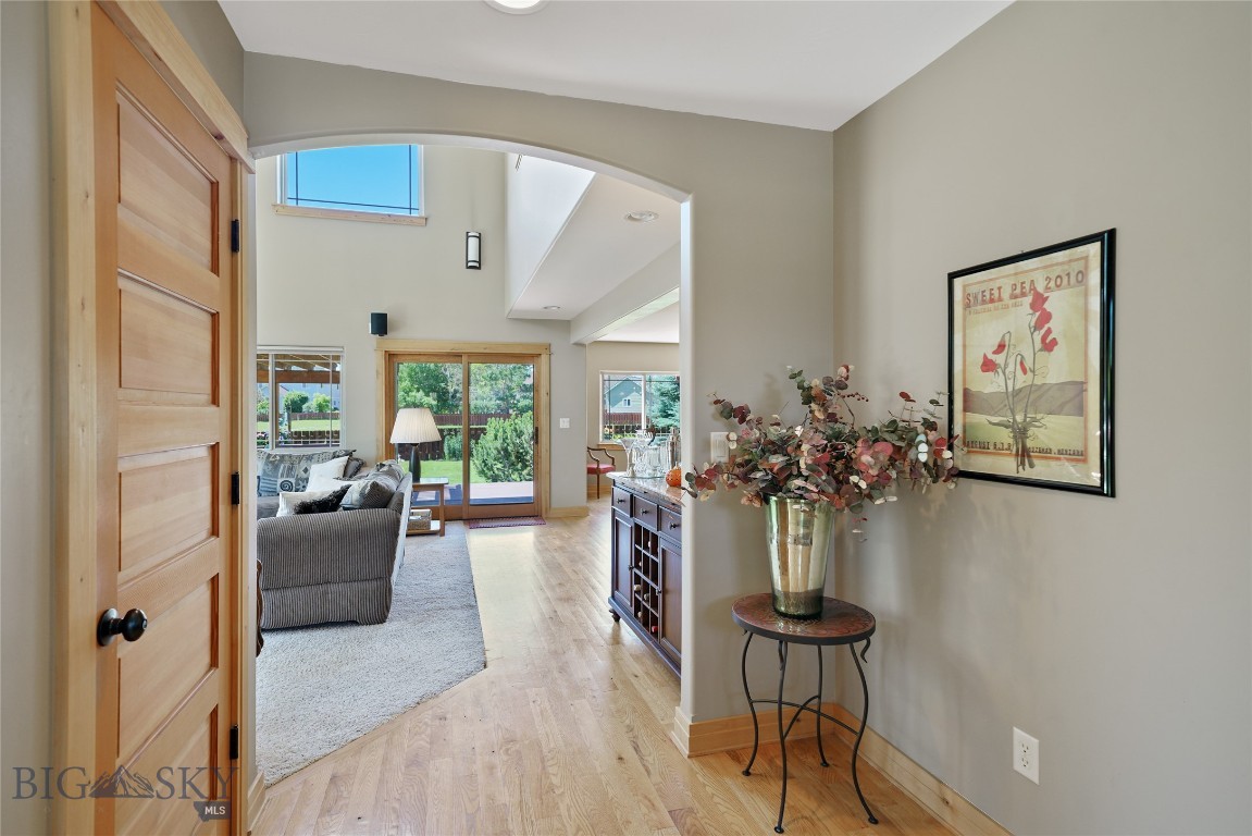 64 E Katina Court