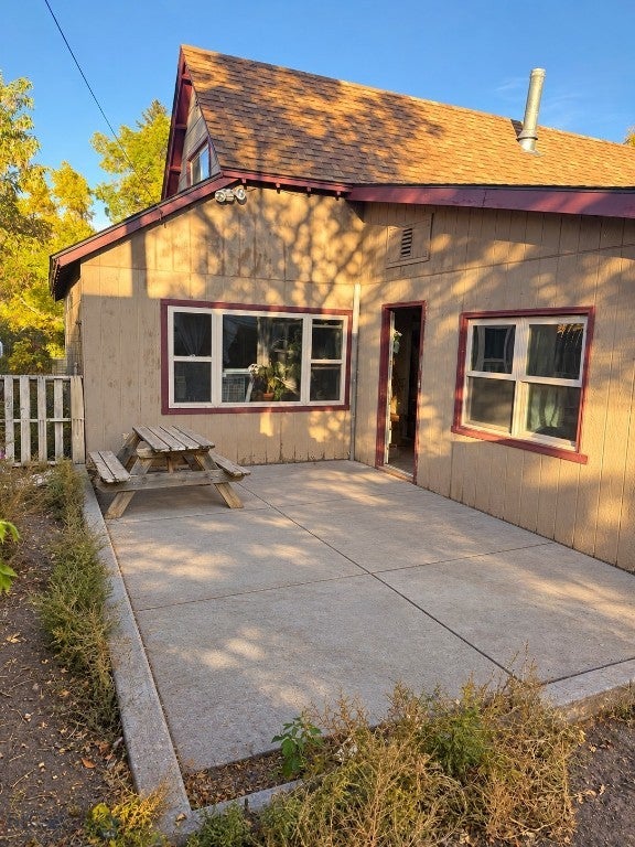 206 S G Street